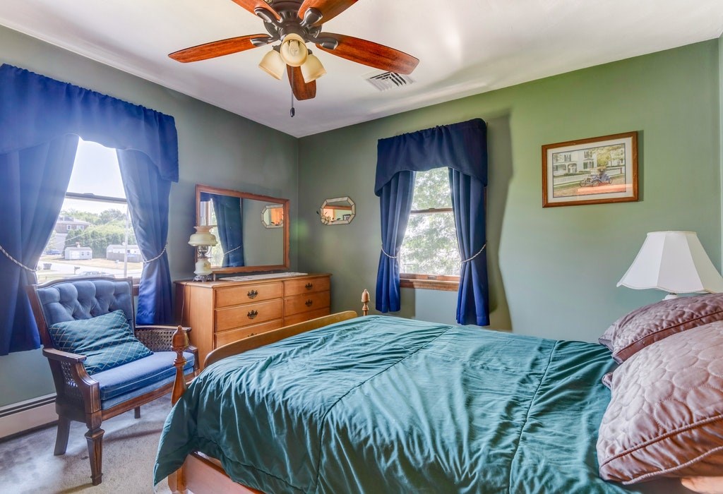 11 Chestnut Hill Road Middletown, RI 02842 - Photo 21 of 43 Gallery Image 21
