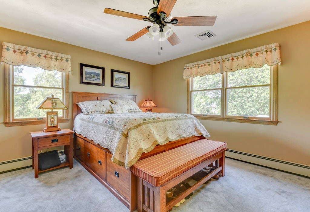 11 Chestnut Hill Road Middletown, RI 02842 - Photo 26 of 43 Gallery Image 26