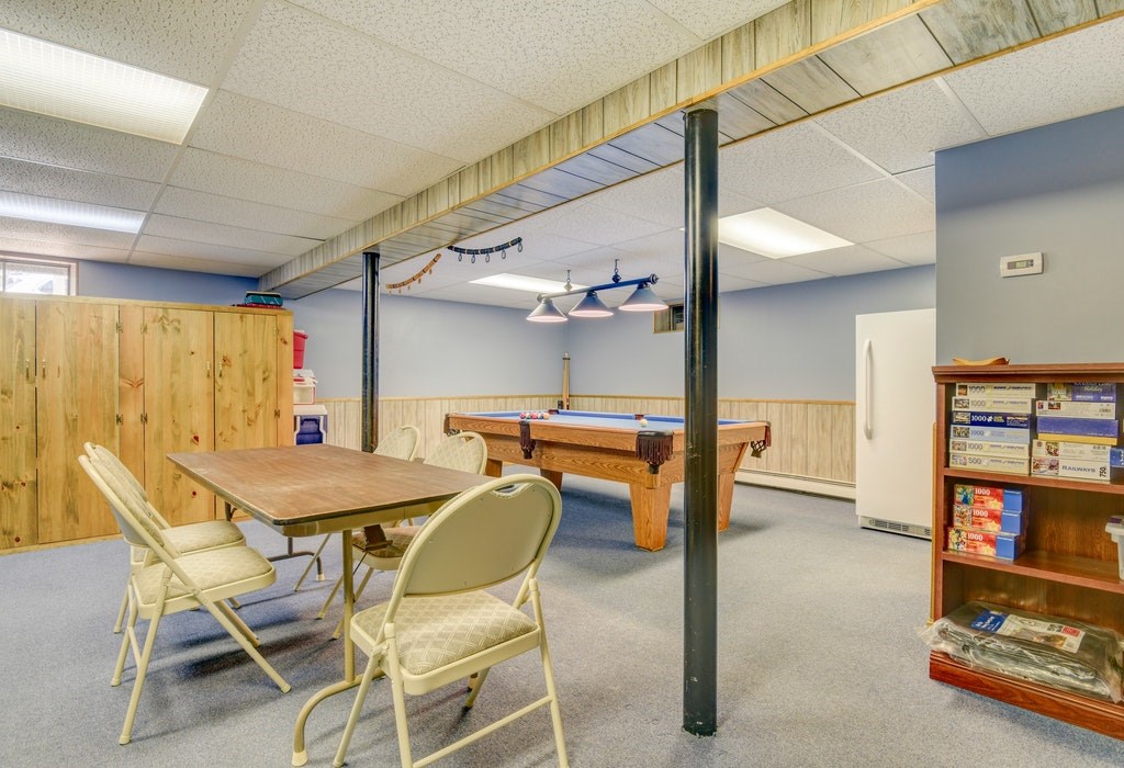 11 Chestnut Hill Road Middletown, RI 02842 - Photo 31 of 43 Gallery Image 31