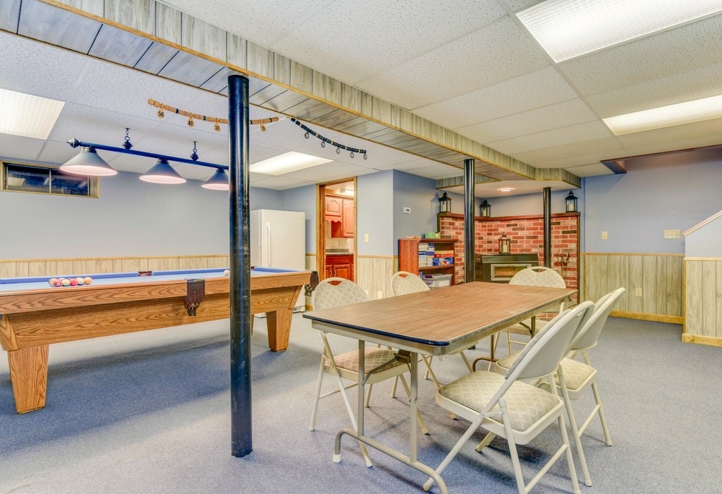 11 Chestnut Hill Road Middletown, RI 02842 - Photo 32 of 43 Gallery Image 32