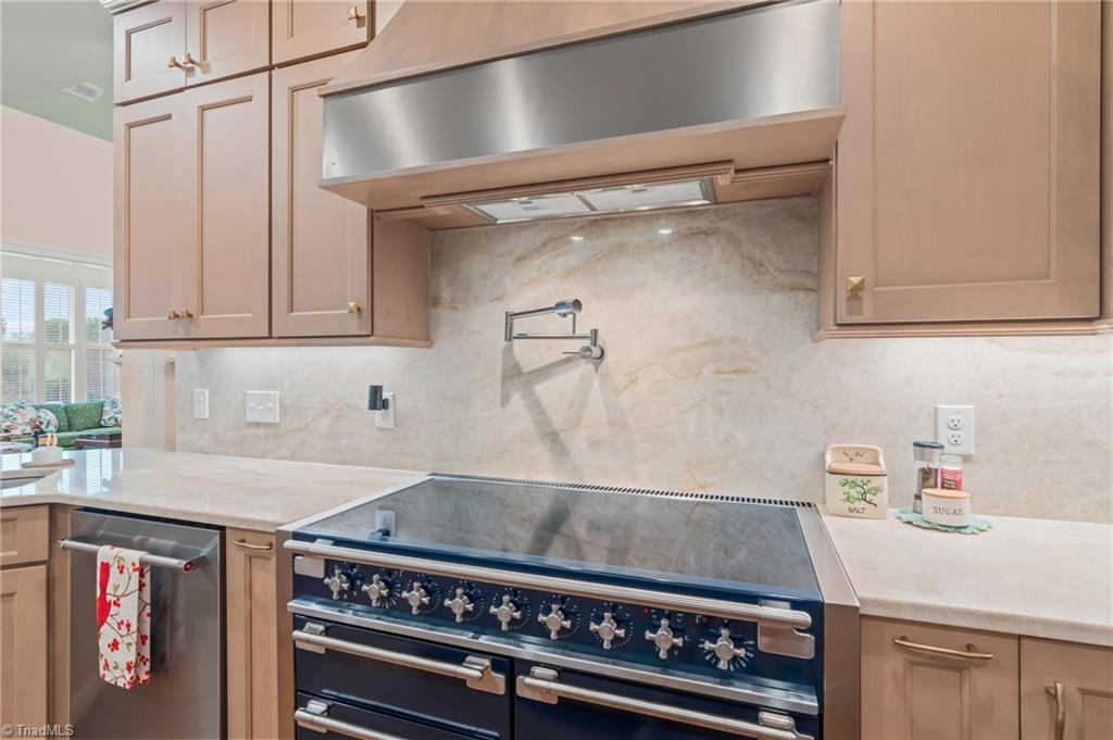 1645 Linton Court High Point, NC 27262 - Photo 14 of 50 Gallery Image 14