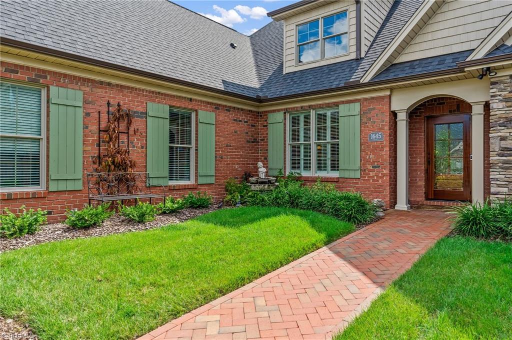 1645 Linton Court High Point, NC 27262 - Photo 39 of 50 Gallery Image 39