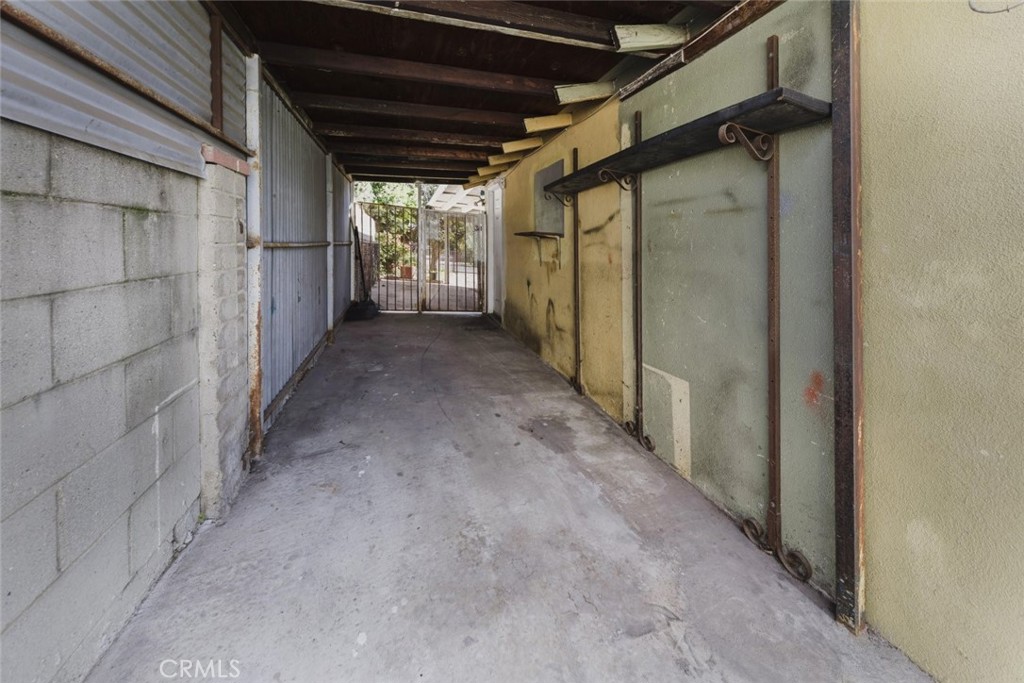 12557 Debell Street Pacoima, CA 91331 - Photo 25 of 36