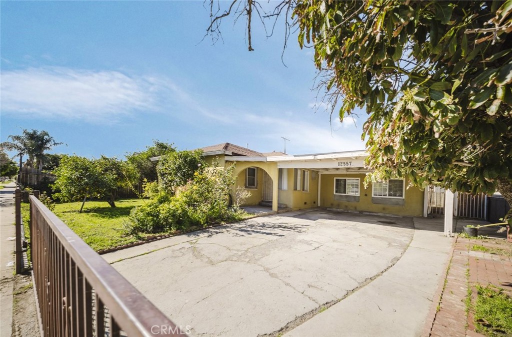 12557 Debell Street Pacoima, CA 91331 - Photo 32 of 36