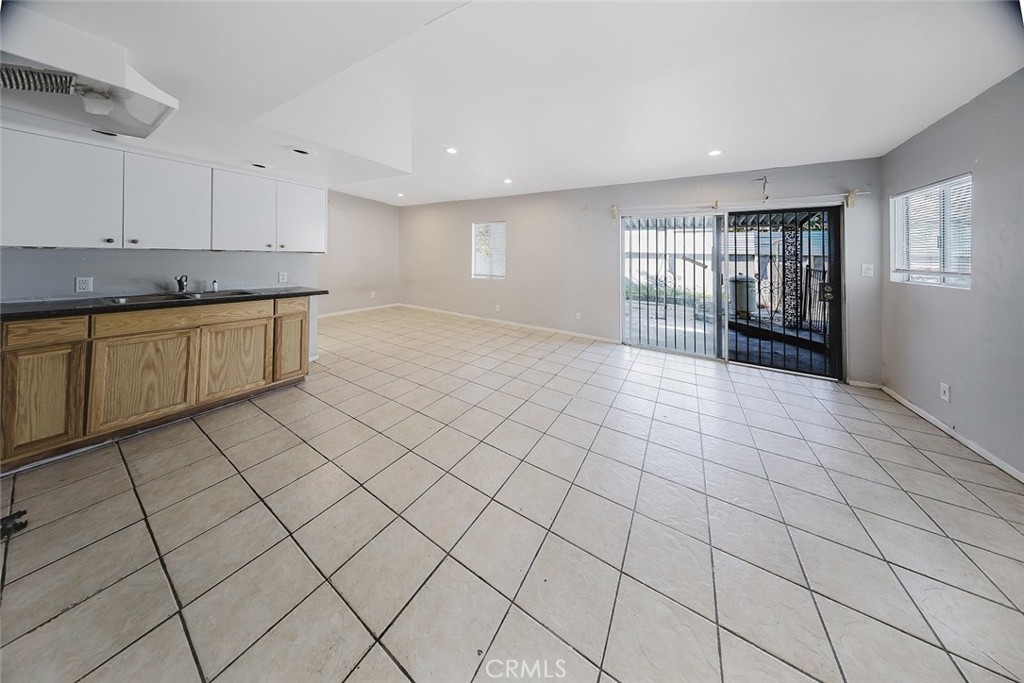 12557 Debell Street Pacoima, CA 91331 - Photo 10 of 36