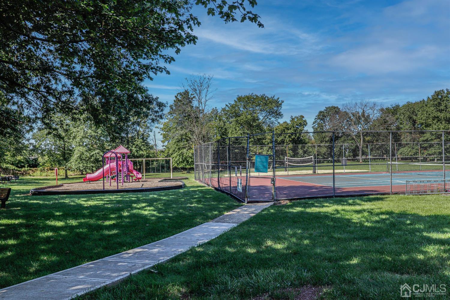 5602 Hana Road Edison, NJ 08817 - Photo 11 of 29 a view of a park