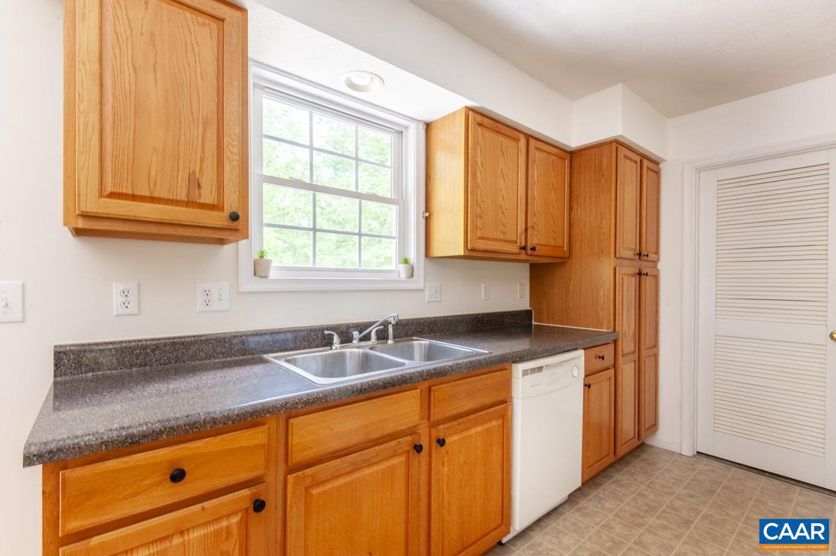 1158 Loving Road Zion Crossroads, VA 22942 - Photo 11 of 30 Gallery Image 11