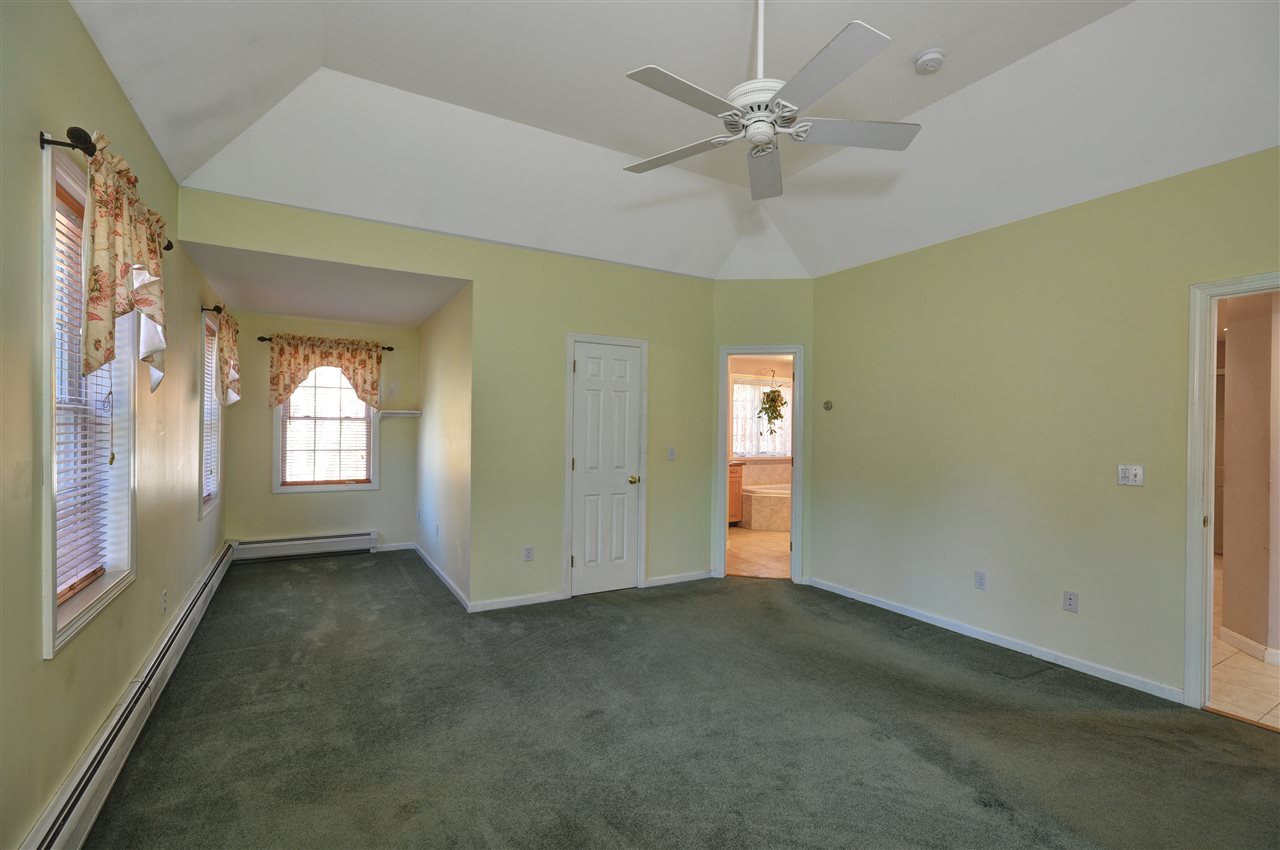 113 Ledge Road Chester, NH 03036 - Photo 25 of 39