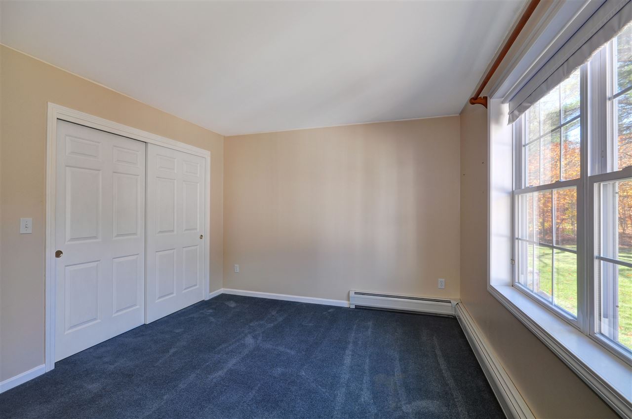 113 Ledge Road Chester, NH 03036 - Photo 28 of 39