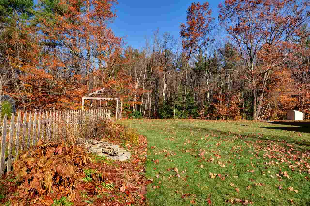 113 Ledge Road Chester, NH 03036 - Photo 7 of 39