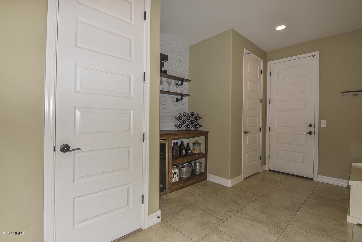 20499 West Stone Hill Road Buckeye, AZ 85396 - Photo 11 of 39 Mud Room-ehlen
