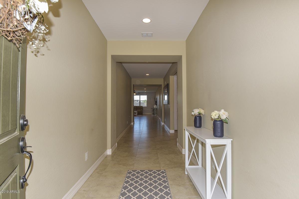 20499 West Stone Hill Road Buckeye, AZ 85396 - Photo 3 of 39 Hallway2-ehlen