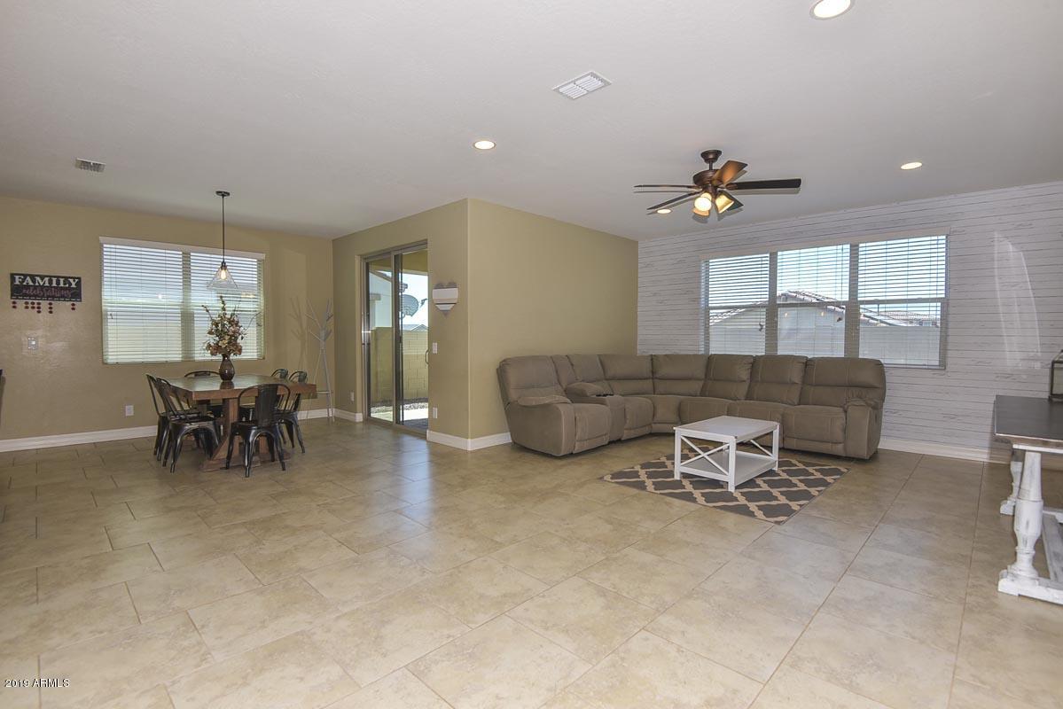 20499 West Stone Hill Road Buckeye, AZ 85396 - Photo 10 of 39 Great Room-ehlen