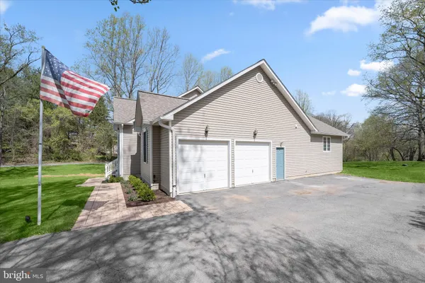 $850,000 | 6735 Mink Hollow Road, Highland, MD 20777