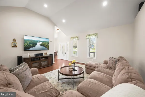 $850,000 | 6735 Mink Hollow Road, Highland, MD 20777