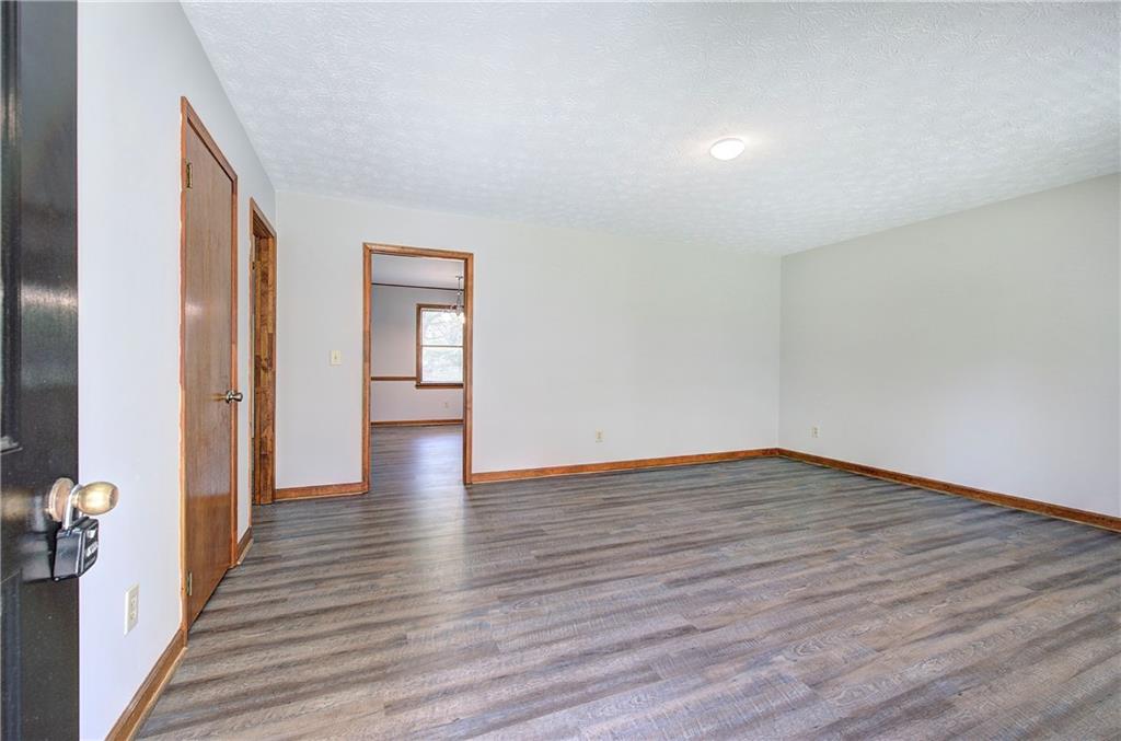 81 Seminole Road Northeast Cartersville, GA 30121 - Photo 4 of 19