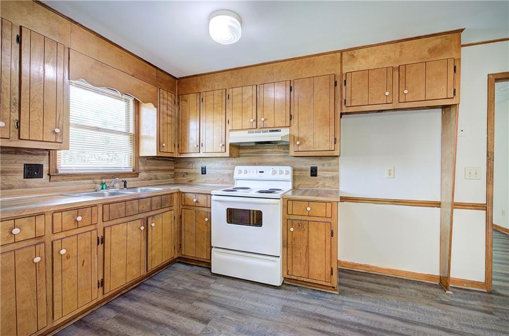 81 Seminole Road Northeast Cartersville, GA 30121 - Photo 9 of 19