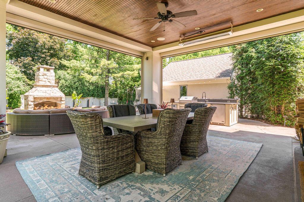 2462 Lane Road Columbus, OH 43220 - Photo 67 of 80 Screened In Porch