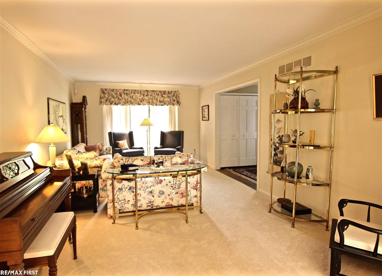 3367 Edmunton Drive Rochester Hills, MI 48306 - Photo 10 of 50
