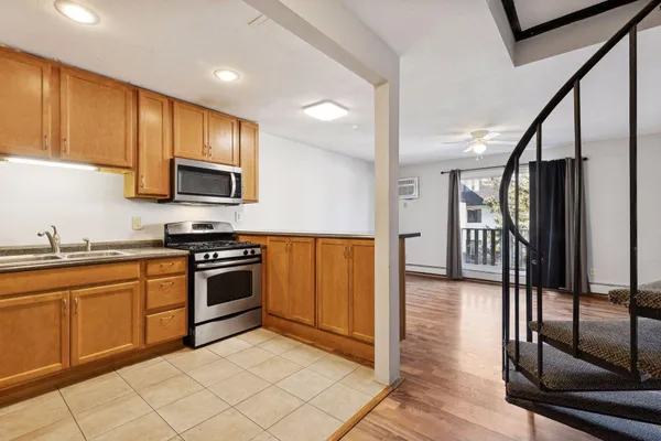 $69,900 | 7236 72nd Lane North, Unit 204, Brooklyn Park, MN 55428