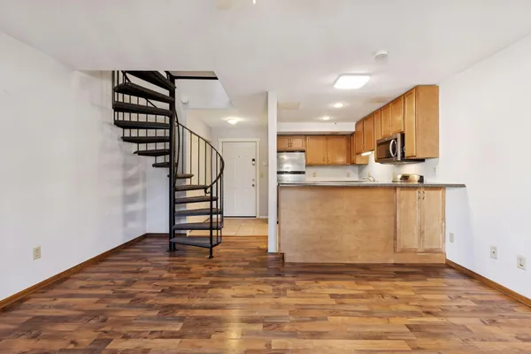 $69,900 | 7236 72nd Lane North, Unit 204, Brooklyn Park, MN 55428