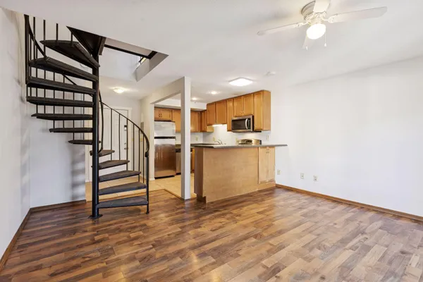 $69,900 | 7236 72nd Lane North, Unit 204, Brooklyn Park, MN 55428