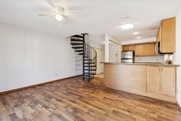 $69,900 | 7236 72nd Lane North, Unit 204, Brooklyn Park, MN 55428