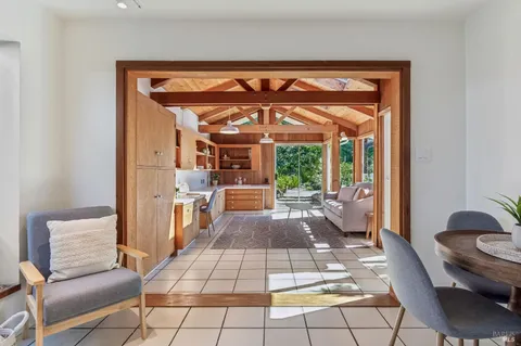 $1,589,000 | 266 Riviera Drive, San Rafael, CA 94901