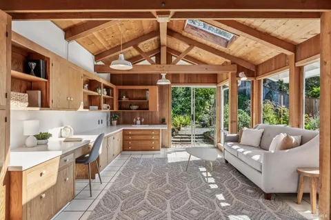 $1,589,000 | 266 Riviera Drive, San Rafael, CA 94901