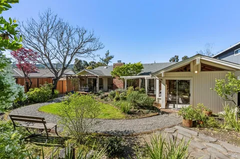 $1,589,000 | 266 Riviera Drive, San Rafael, CA 94901