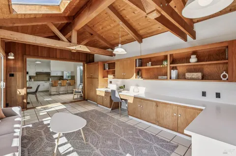 $1,589,000 | 266 Riviera Drive, San Rafael, CA 94901