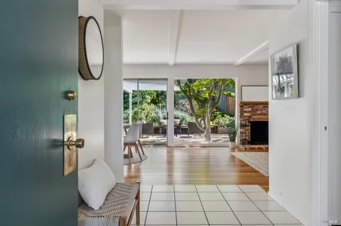 $1,589,000 | 266 Riviera Drive, San Rafael, CA 94901