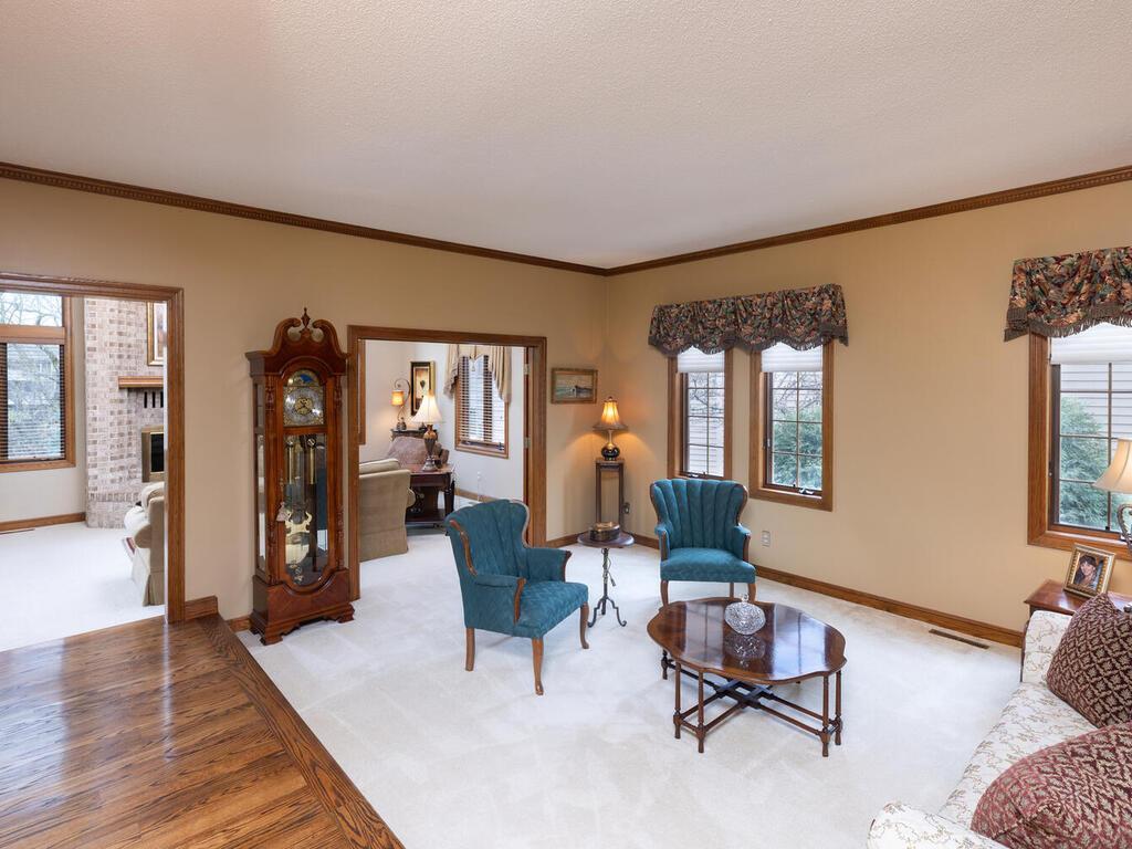 10300 Antlers Ridge Eden Prairie, MN 55347 - Photo 16 of 61 Gallery Image 16