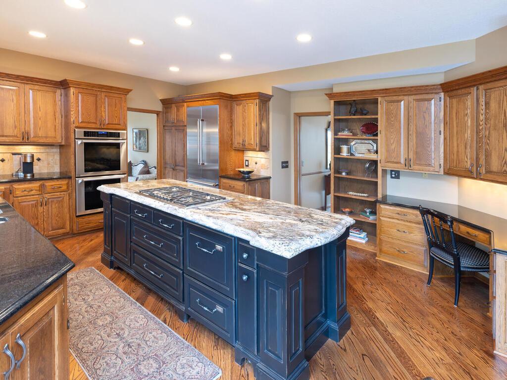10300 Antlers Ridge Eden Prairie, MN 55347 - Photo 24 of 61 Gallery Image 24
