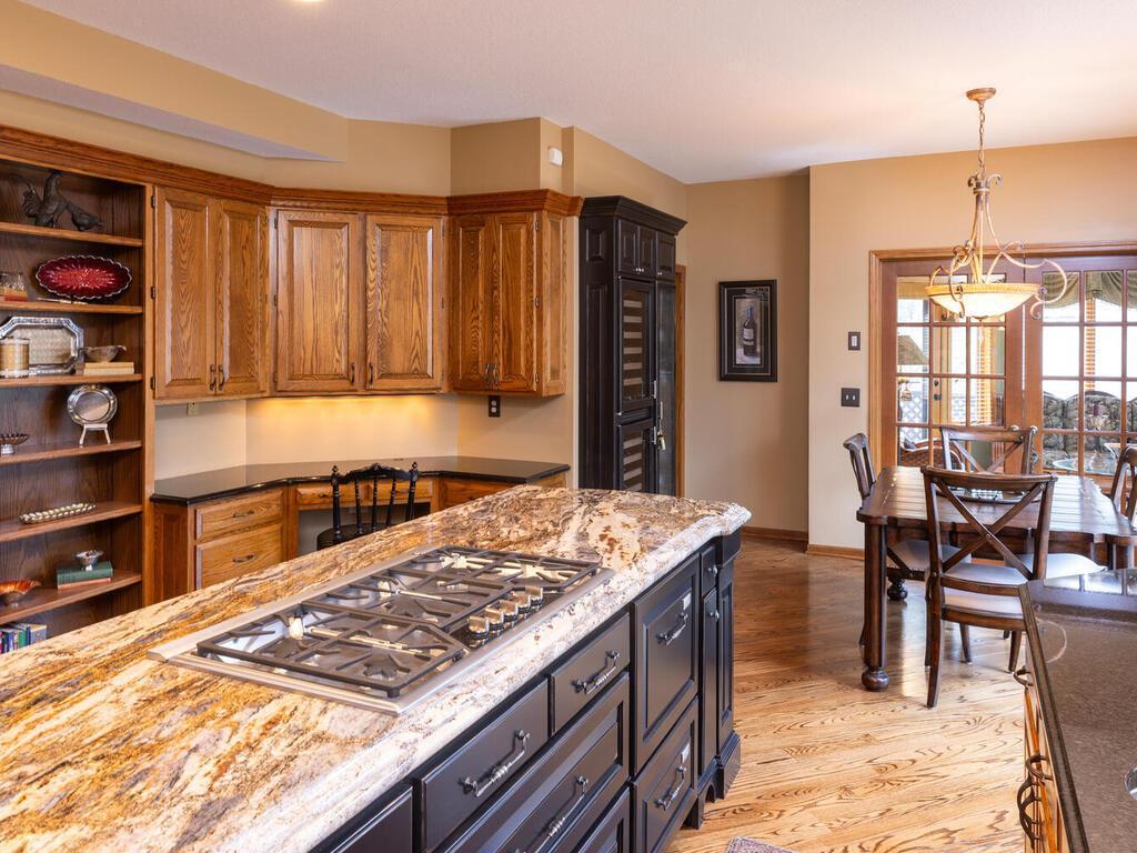 10300 Antlers Ridge Eden Prairie, MN 55347 - Photo 26 of 61 Gallery Image 26