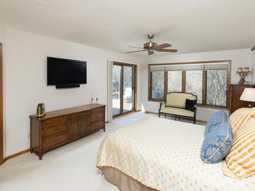 10300 Antlers Ridge Eden Prairie, MN 55347 - Photo 38 of 61 Gallery Image 38