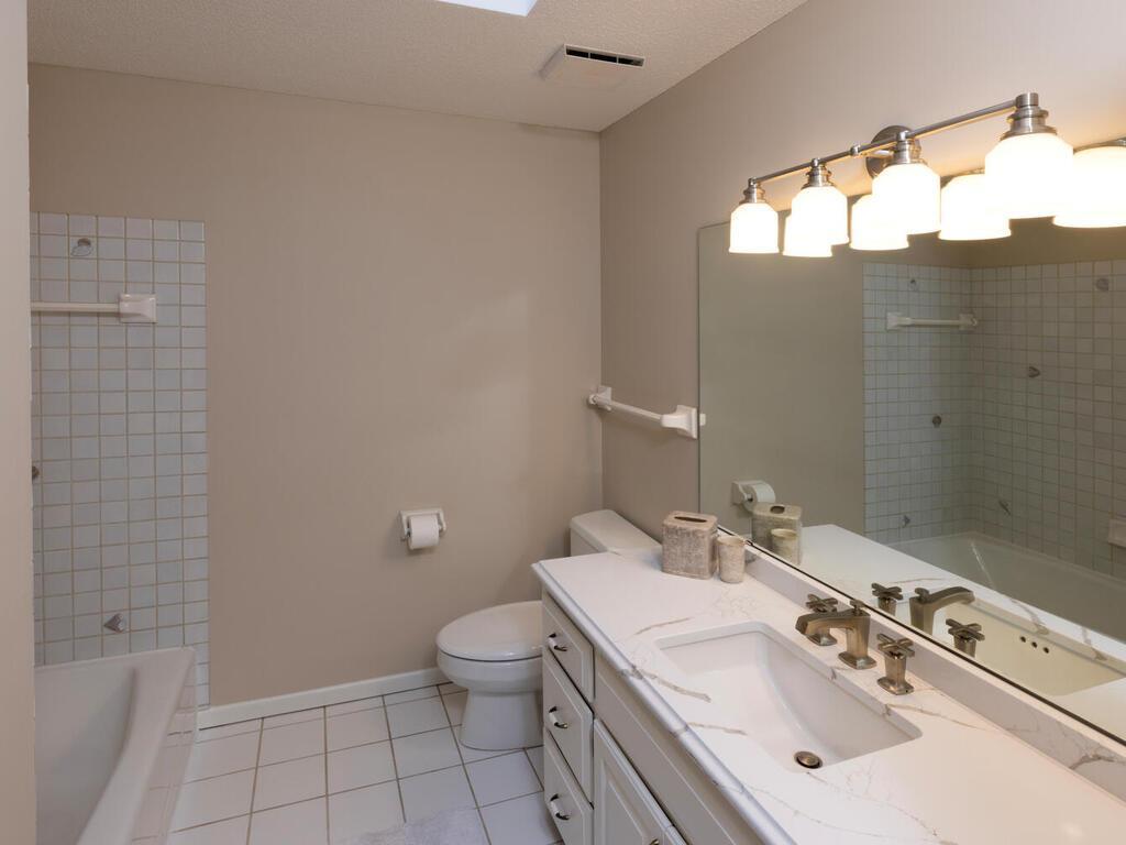 10300 Antlers Ridge Eden Prairie, MN 55347 - Photo 46 of 61 Gallery Image 46