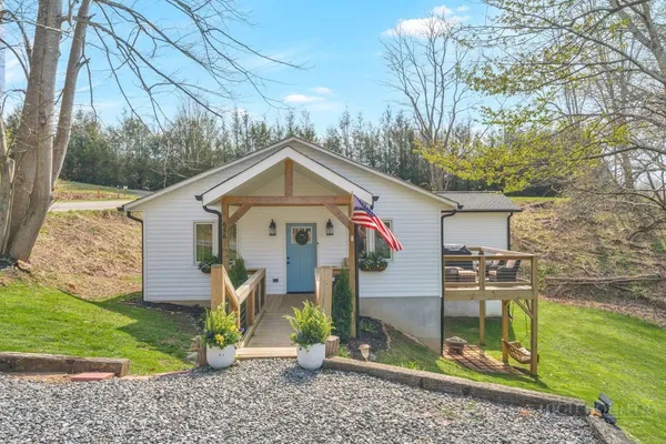 $450,000 | 656 Mulatto Mountain Road, West Jefferson, NC 28694
