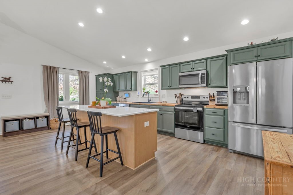 656 Mulatto Mountain Road West Jefferson, NC 28694 - Photo 11 of 35