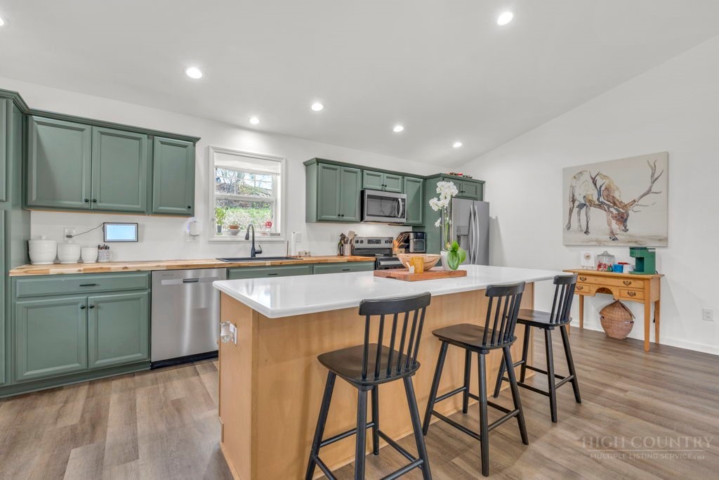 656 Mulatto Mountain Road West Jefferson, NC 28694 - Photo 12 of 35