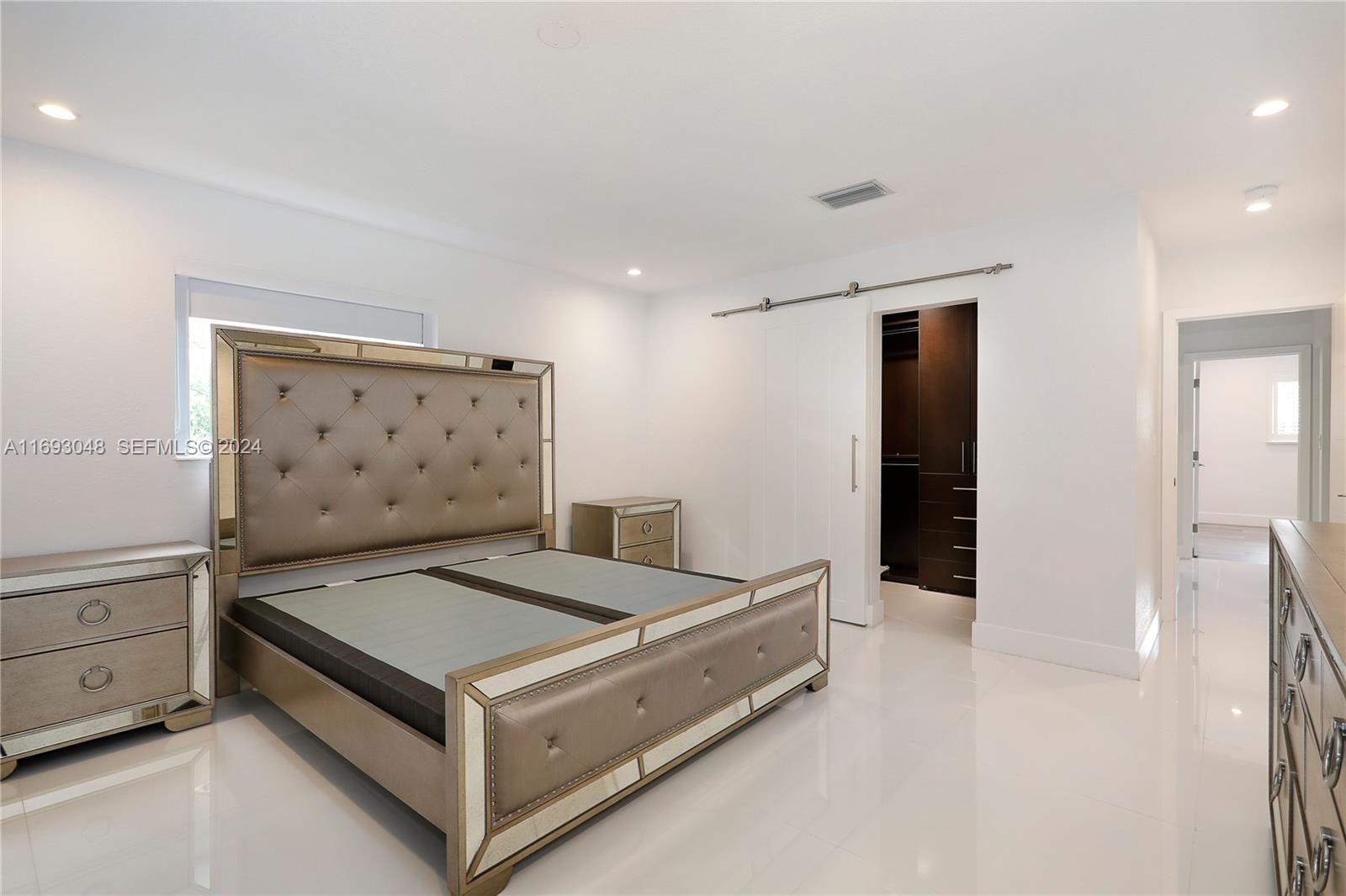 9611 Southwest 59th Terrace Miami, FL 33173 - Photo 15 of 32