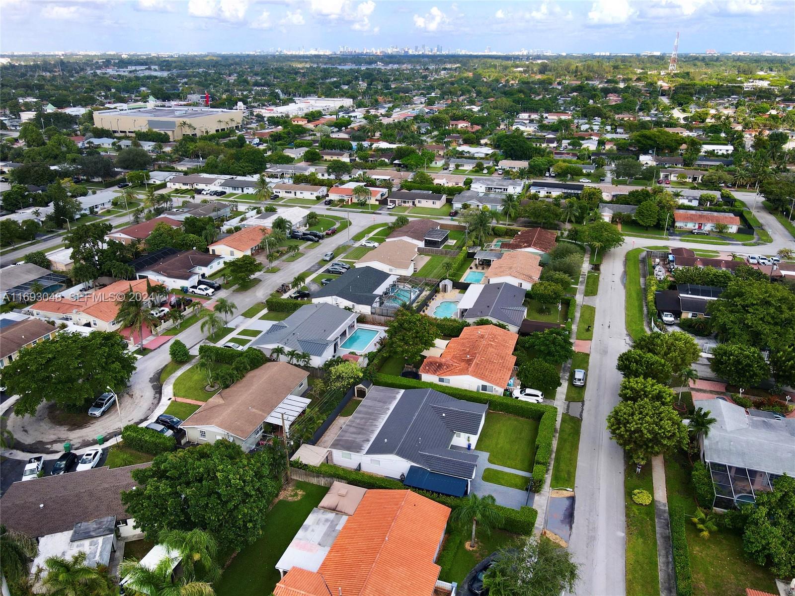 9611 Southwest 59th Terrace Miami, FL 33173 - Photo 32 of 32 an aerial view of residential houses with outdoor space