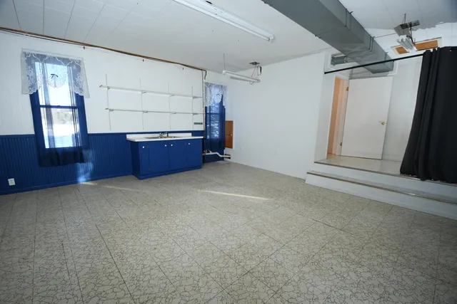 $229,900 | 27877 County Road 375, Paw Paw, MI 49079