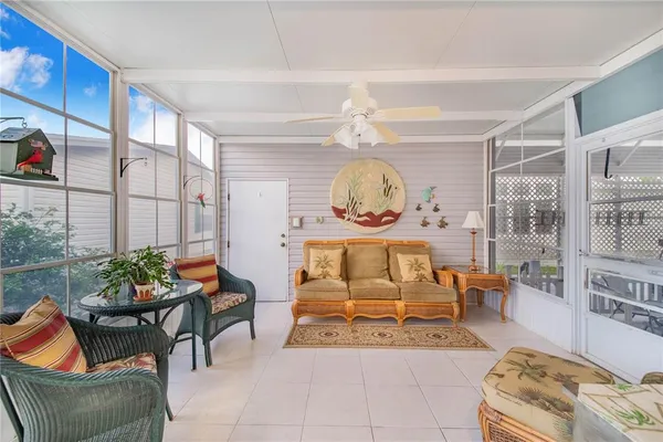 $260,000 | 332 Fairway Boulevard, Frostproof, FL 33843