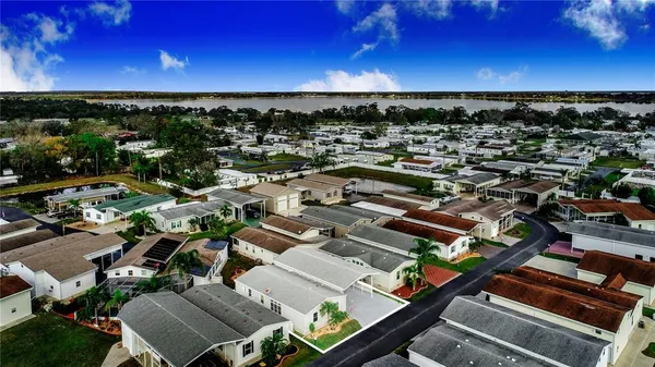 $260,000 | 332 Fairway Boulevard, Frostproof, FL 33843