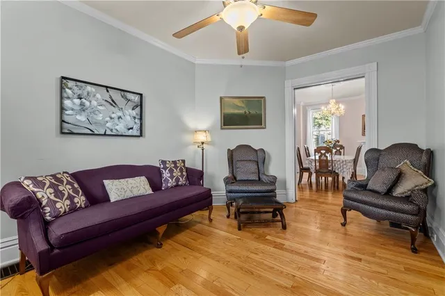 $389,900 | 416 5th Street, Oakmont, PA 15139