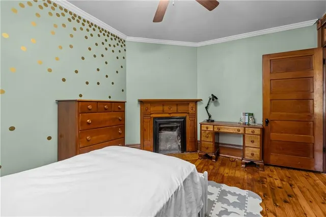 $389,900 | 416 5th Street, Oakmont, PA 15139