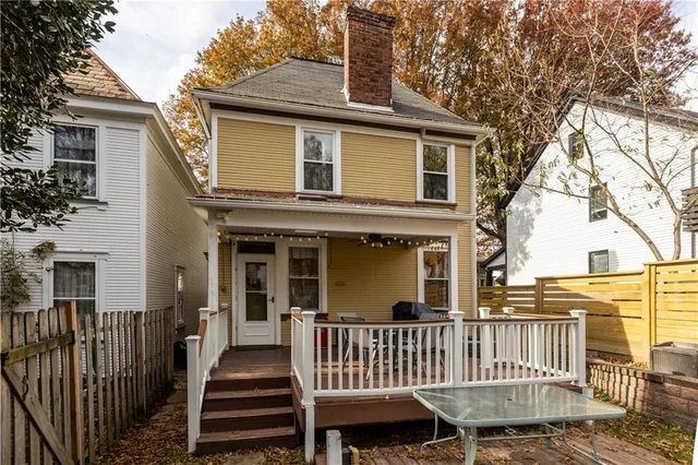 $389,900 | 416 5th Street, Oakmont, PA 15139