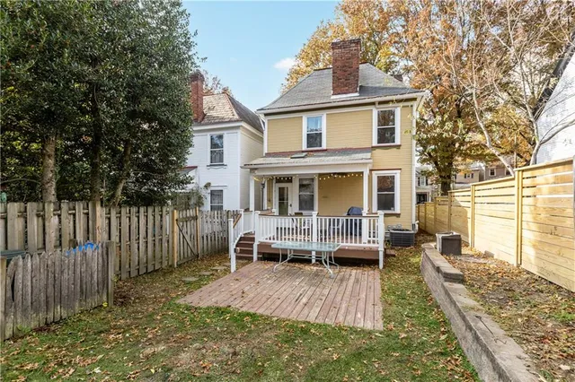 $389,900 | 416 5th Street, Oakmont, PA 15139