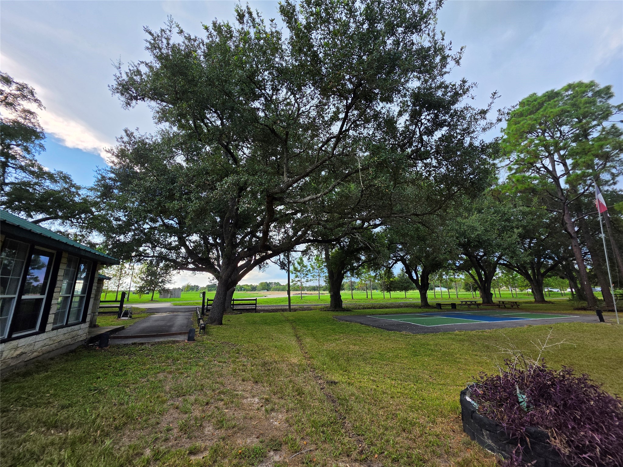 8435 Peters Road Manvel, TX 77578 - Photo 7 of 19 Gallery Image 7